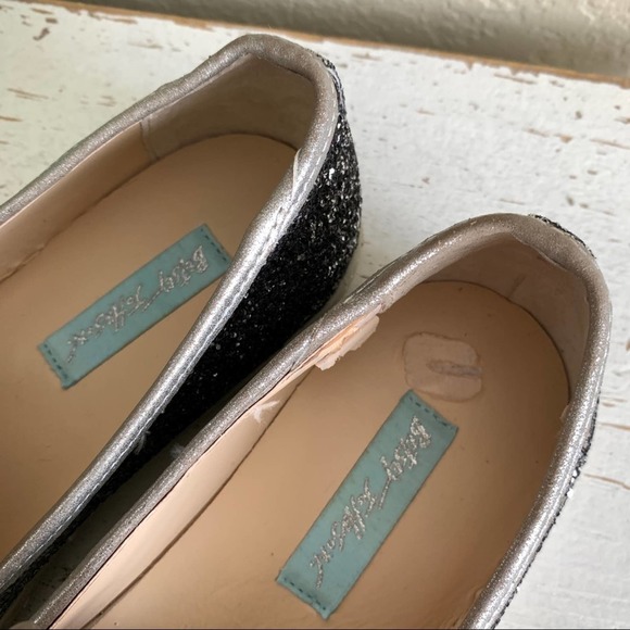 Blue by Betsey Johnson Eve Glitter Slip On Sneakers Silver - Picture 5 of 8